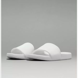 lululemon Restfeel Women’s Slide White Sizes 7,8, 9, & 10 New NWT